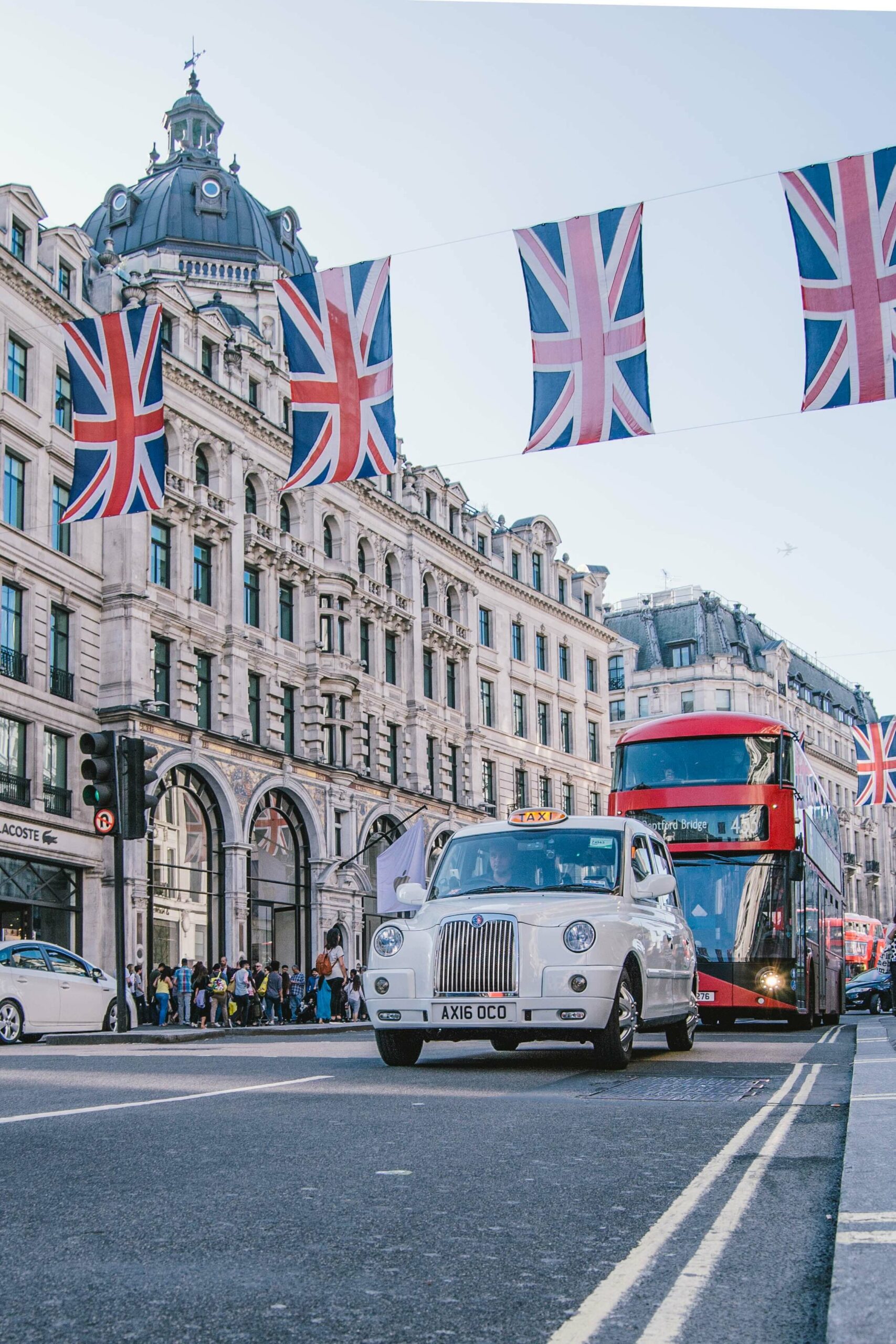 7 Reasons Why You Should Visit London